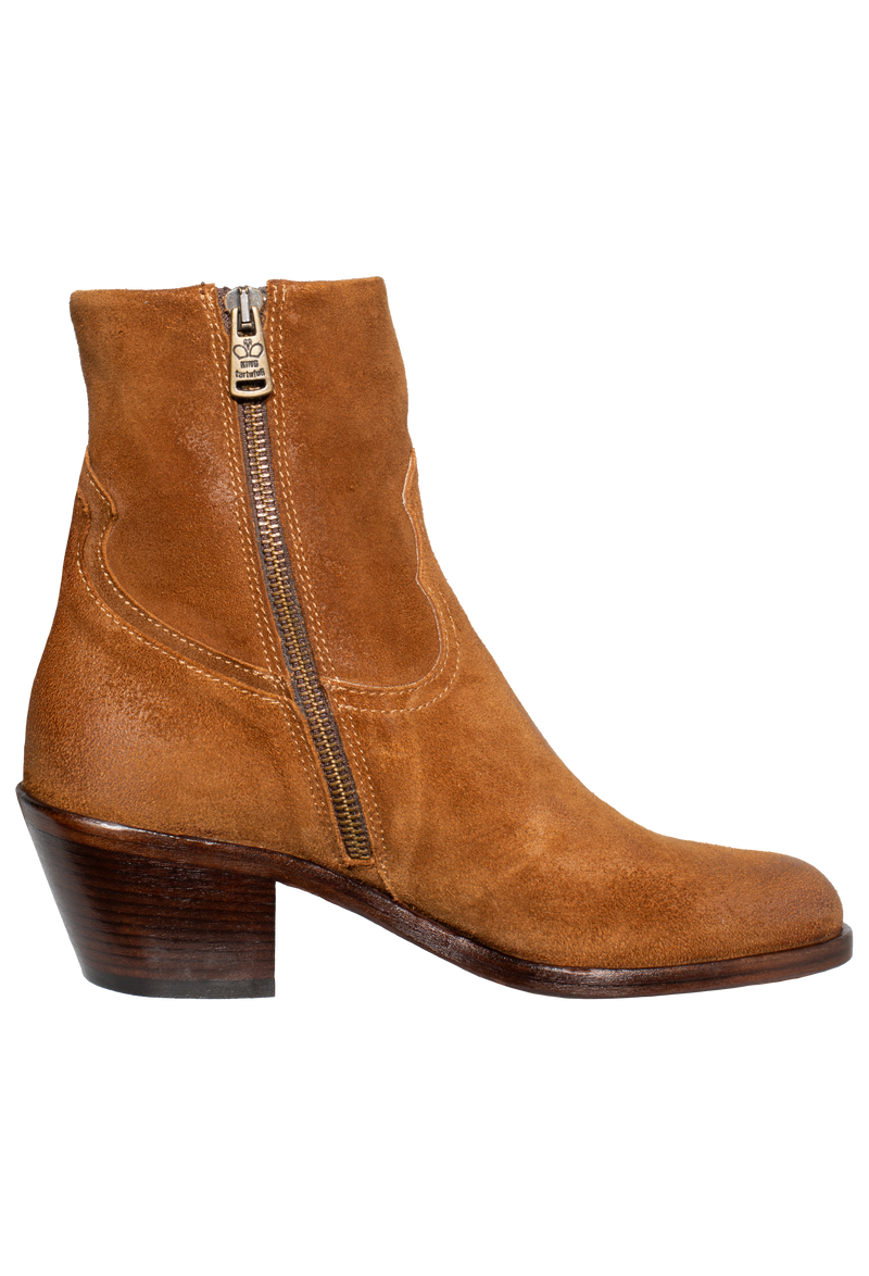 Scamo Vinsanto Suede Boots